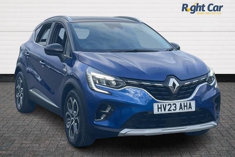 Blue/black Used 2023 Renault Captur Techno SUV | £16,999 (Fair price) - Image 1/1