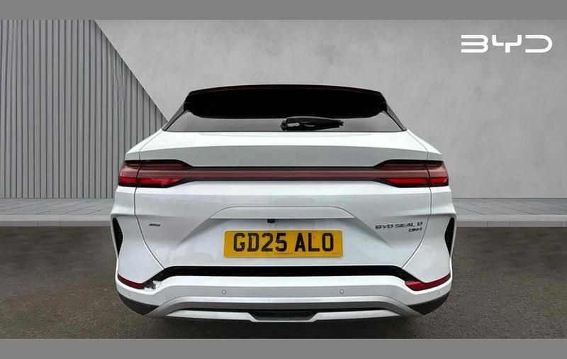 Used BYD Seal U Design 319 HP (234 kW) 2025 White SUV