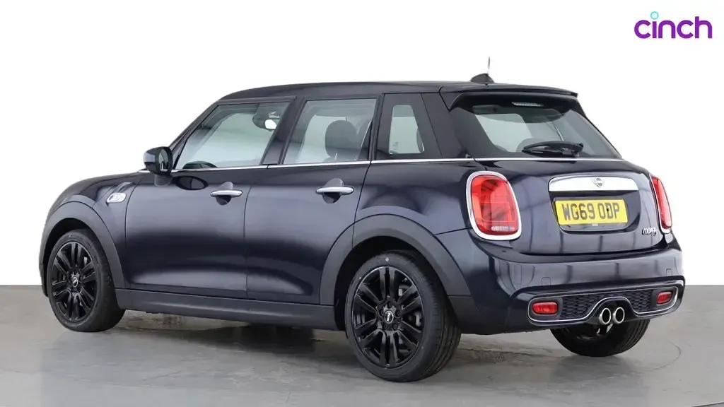 Used Mini Cooper S Exclusive 2019 Blue and black Hatchback