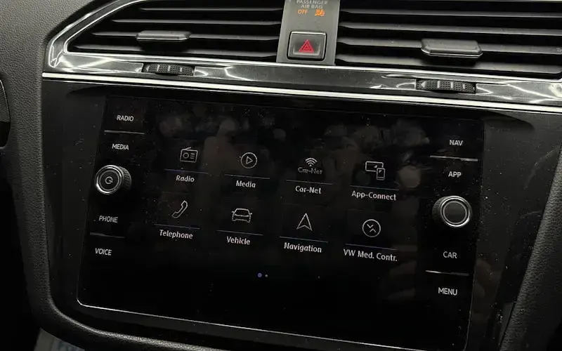 Used VW Tiguan SEL 150 HP (110 kW) 2017 Black SUV