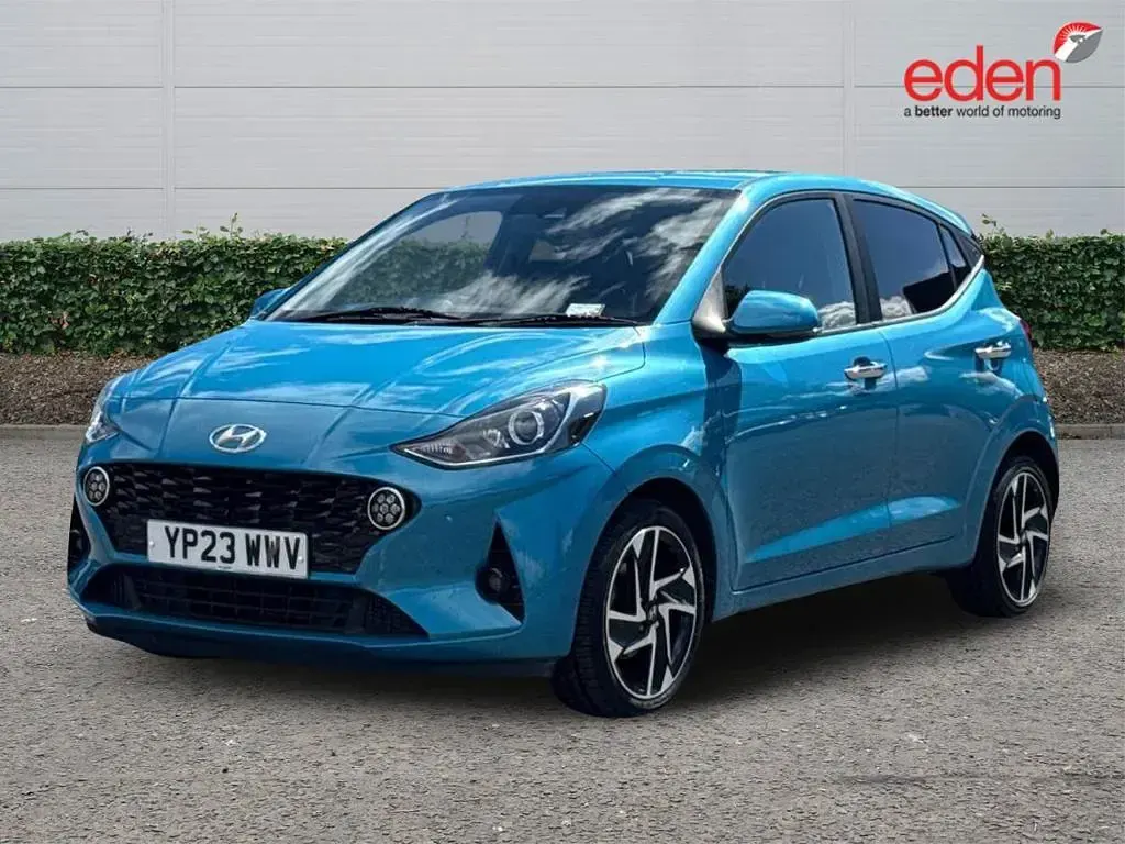 Used Hyundai i10 Premium 67 HP (49 kW) 2023 Blue Hatchback