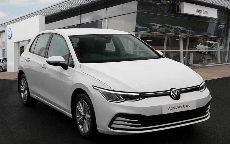 Used 2024 VW Golf VIII Life Hatchback | £16,750 (Good price) - Image 1/4