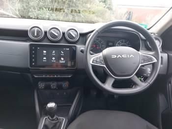 Used Dacia Duster Expression 90 HP (66 kW) 2023 White SUV