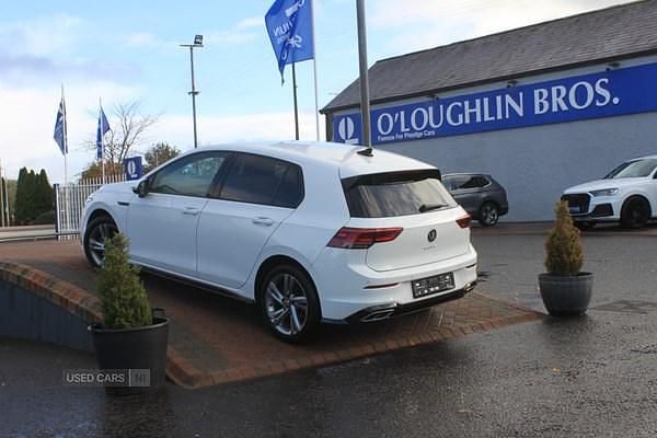 Used VW Golf VIII R-line 130 HP (95 kW) 2022 White Hatchback