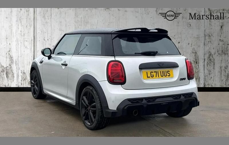 Used Mini Cooper Sport 134 HP (98 kW) 2021 Silver Hatchback