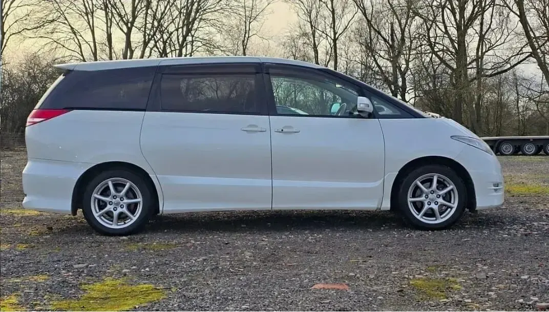 Used Toyota Estima 2019 White MPV