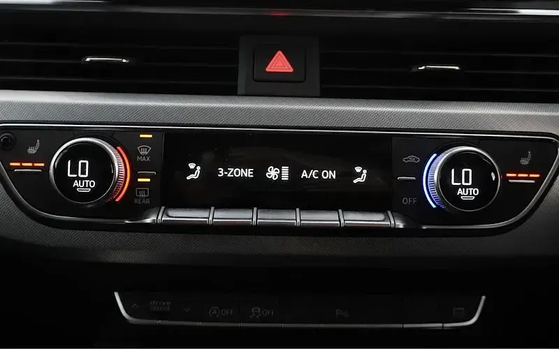 Used Audi A4 Sport 150 HP (110 kW) 2022 White Sedan
