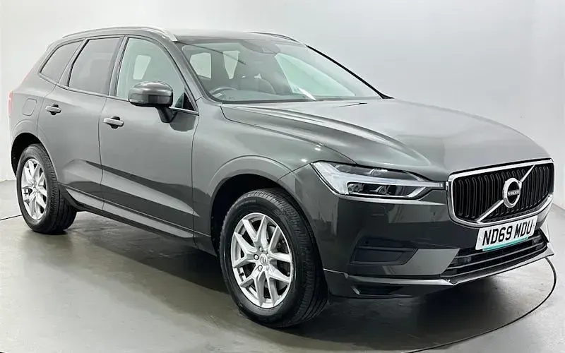 Used Volvo XC60 Momentum 197 HP (144 kW) 2019 SUV
