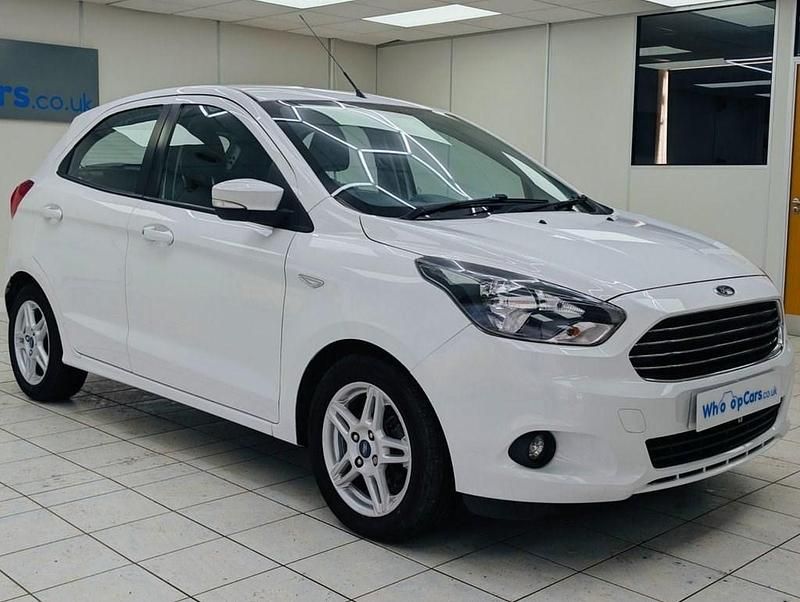 Usado Ford Ka Plus Zetec 85 HP (62 kW) 2017 Branco Citadino