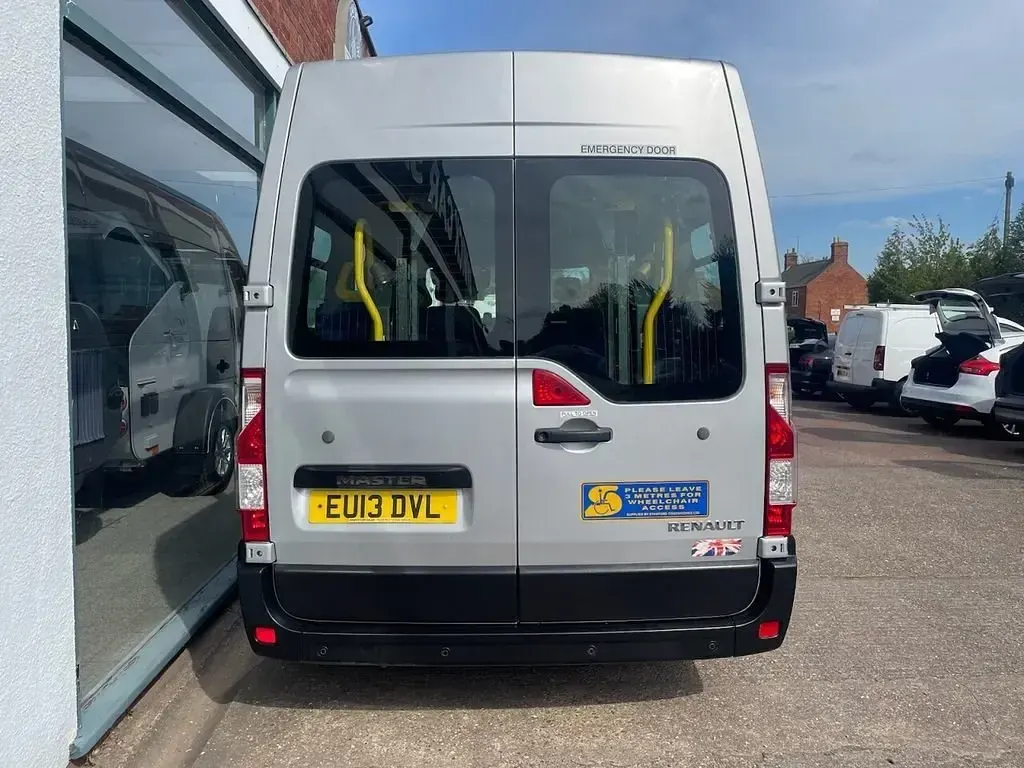 Usado Renault Master 2013 Gris Van