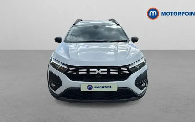 Second-hand Dacia Jogger Extreme 110 CP (80 kW) 2023 Alb Monovolum