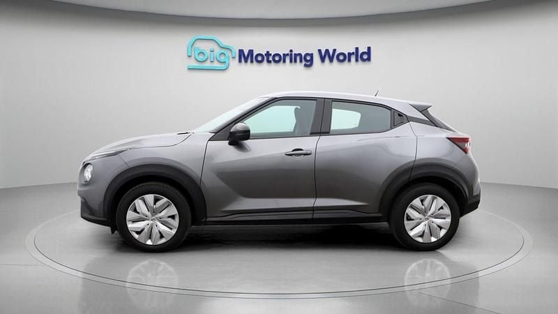 Used Nissan Juke Acenta 114 HP (83 kW) 2022 Grey SUV