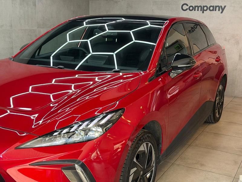 Used MG MG4 EV Trophy 63 kW (87 HP) 2023 Red Hatchback