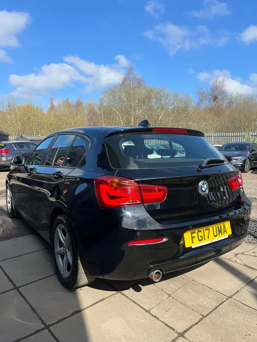 Usado BMW 116 Efficient Dynamics 115 CV (84 kW) 2017 Negro Utilitario