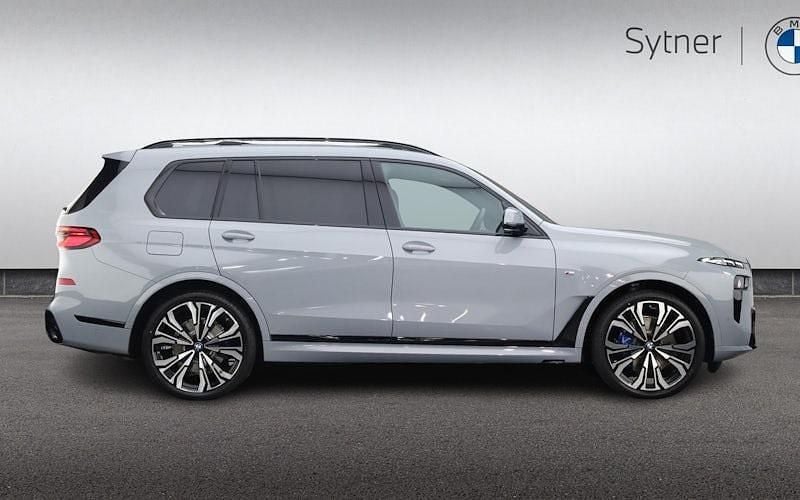 New BMW X7 M Sport 381 HP (280 kW) 2026 SUV