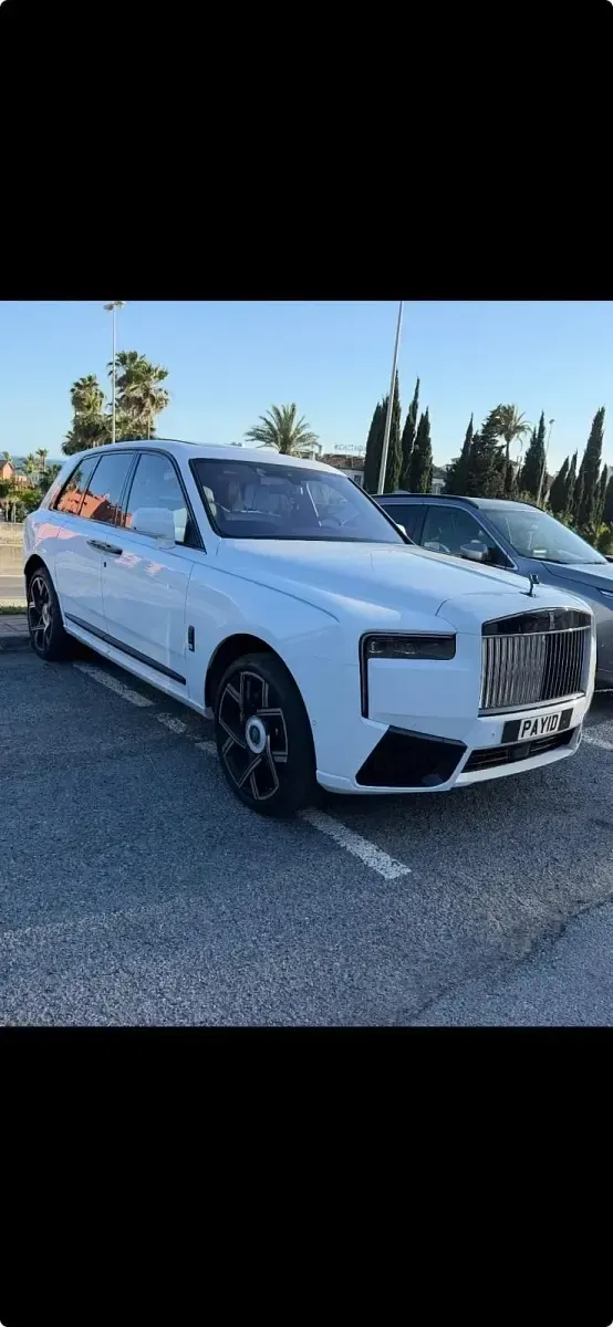 New Rolls Royce Cullinan 571 HP (419 kW) 2026 White SUV