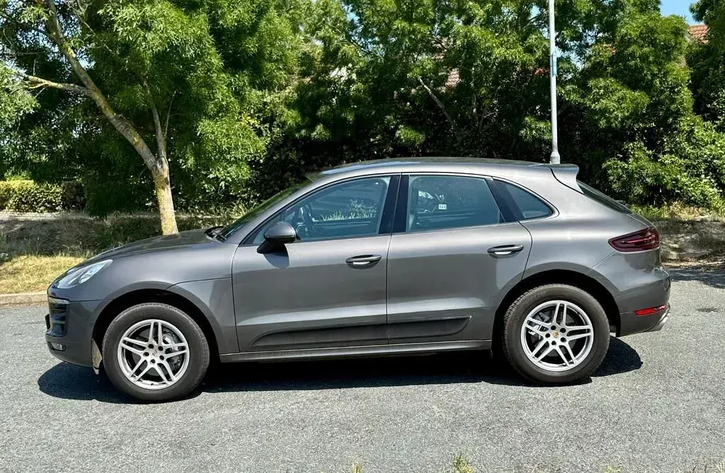 Used Porsche Macan 258 HP (189 kW) 2015 Grey SUV