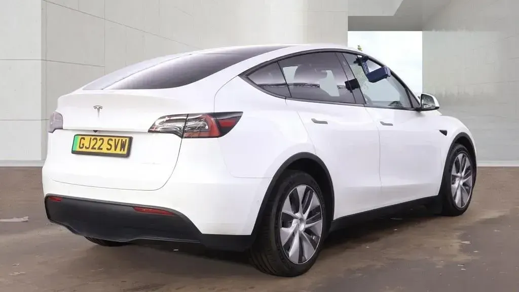 Used Tesla Model Y 282 kW (384 HP) 2022 White SUV