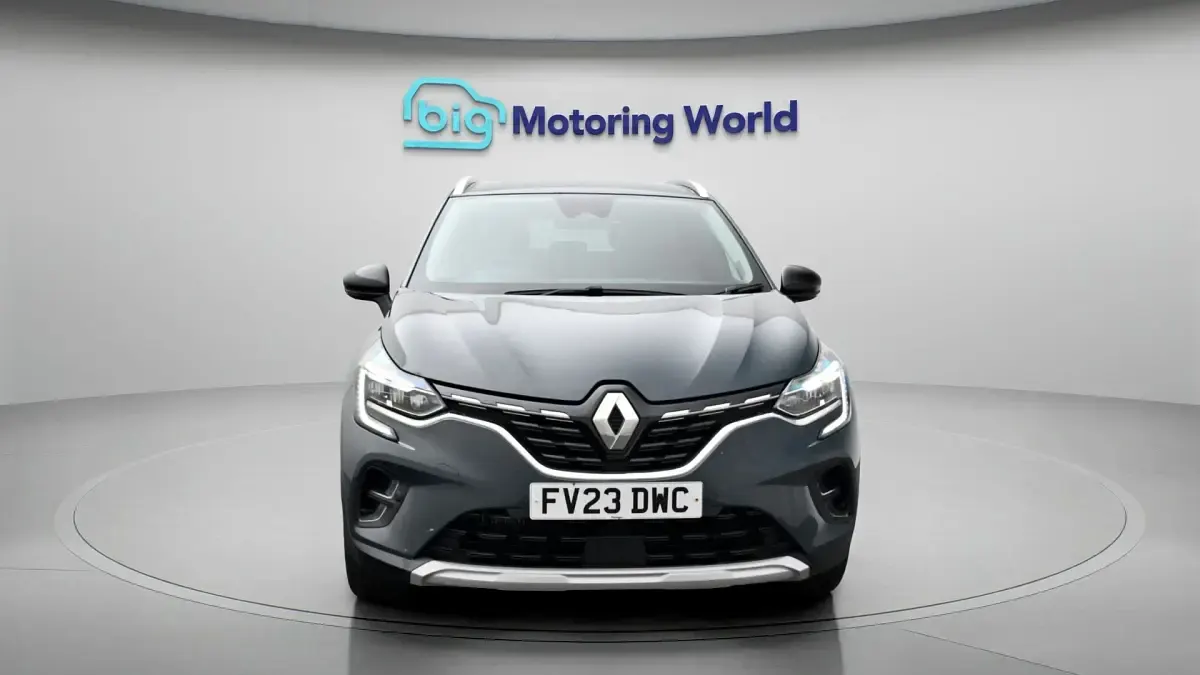 Używany Renault Captur Techno 91 KM (66 kW) 2023 Niebieski SUV