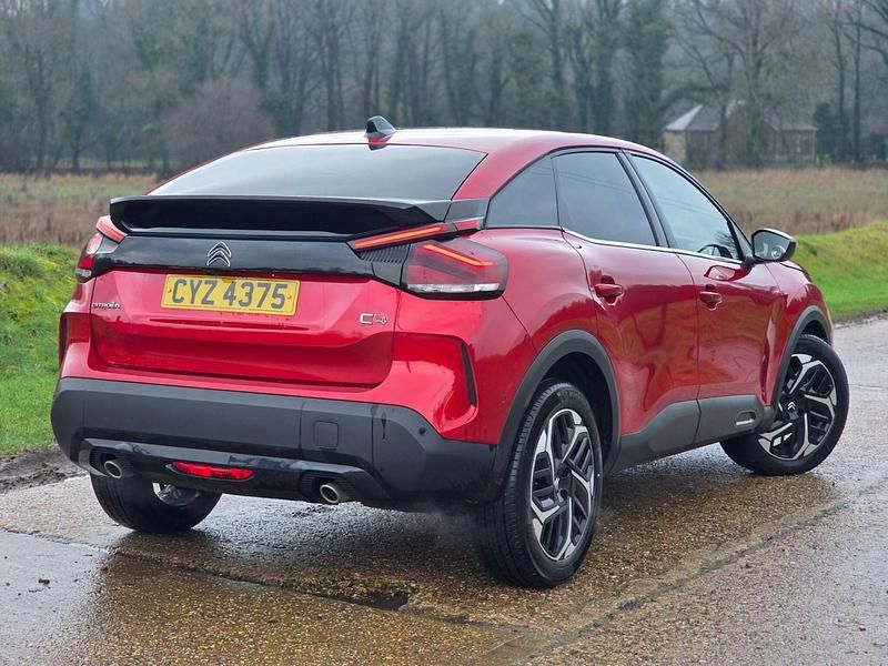 Used Citroën C4 PureTech 2023 Red SUV