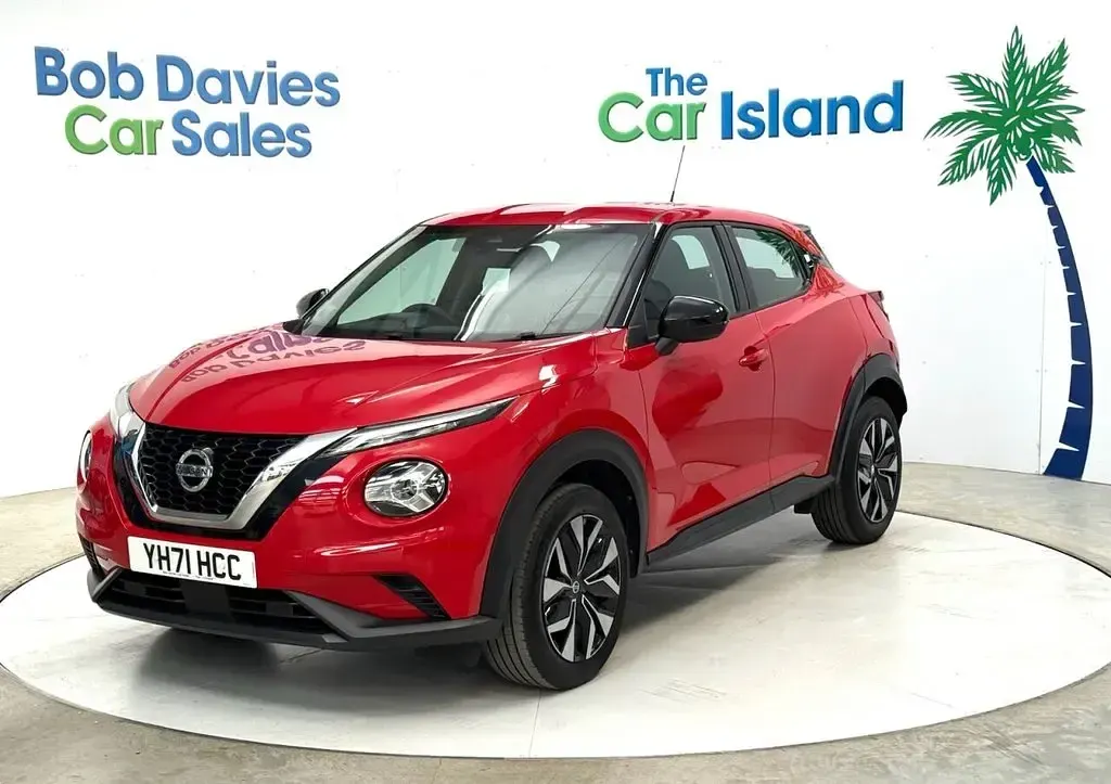 Used Nissan Juke Acenta 114 HP (83 kW) 2021 Red SUV
