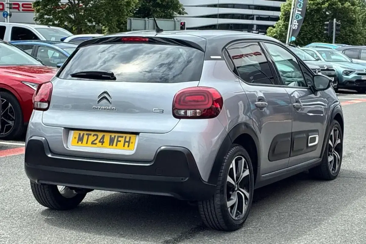 Used Citroën C3 PureTech 108 HP (79 kW) 2024 Grey Hatchback