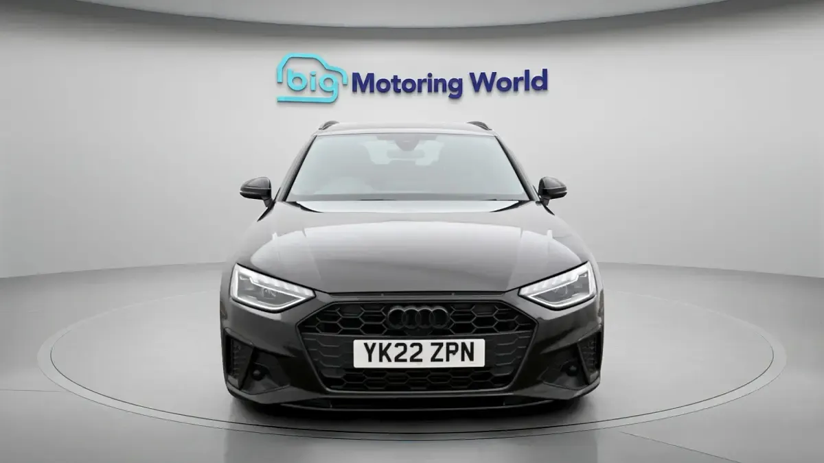 Used Audi A4 Black Edition 148 HP (108 kW) 2022 Black Estate