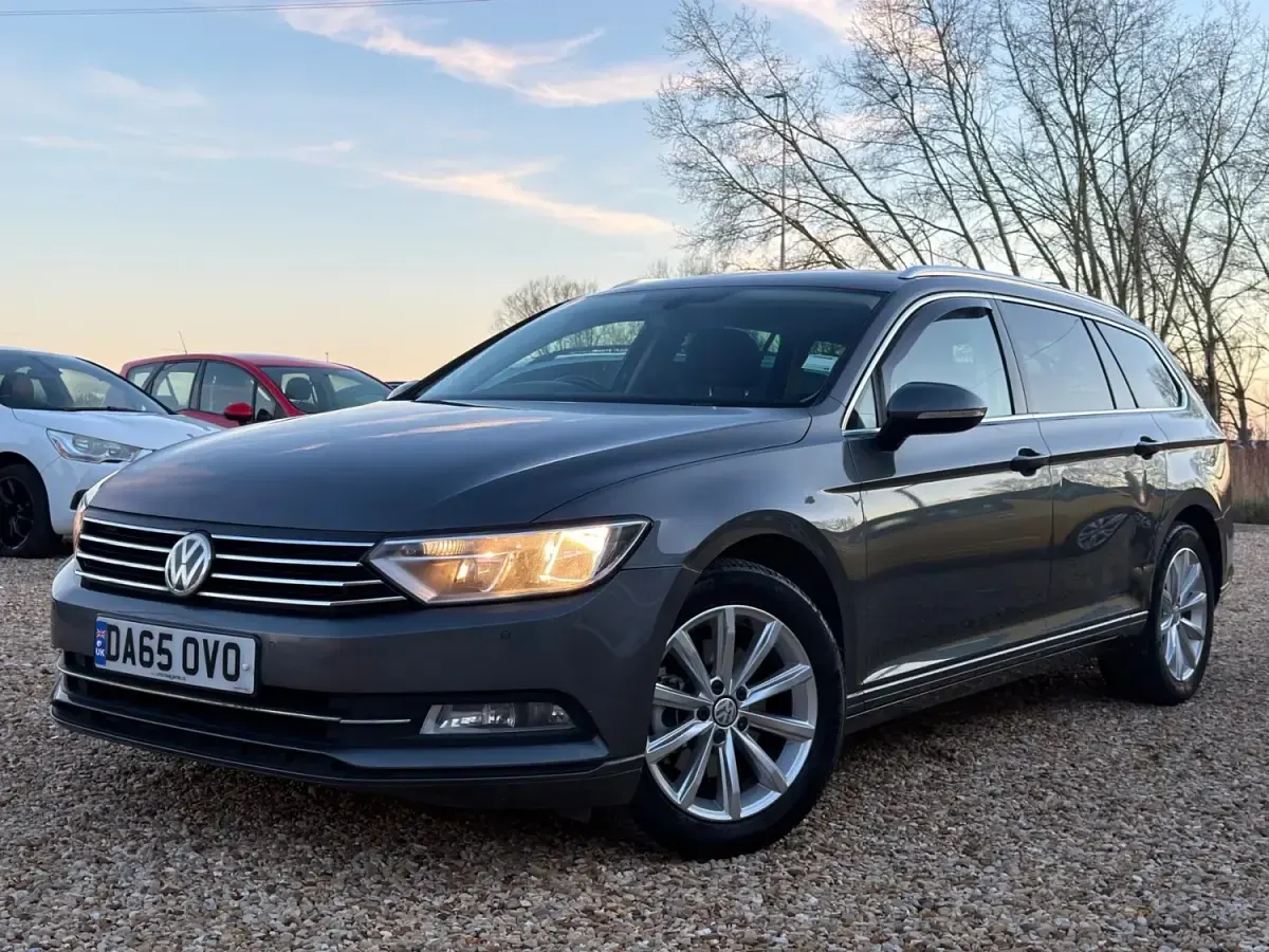 Begagnad VW Passat Business 2015 Grå Kombi