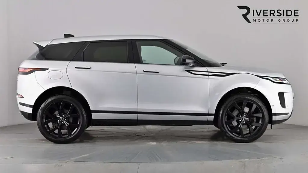 Used Land Rover Range Rover evoque SE 180 HP (132 kW) 2020 Indus silver SUV