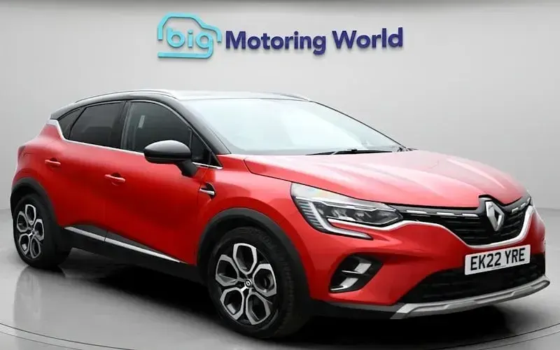 Usado Renault Captur SE 160 HP (117 kW) 2022 Vermelho SUV