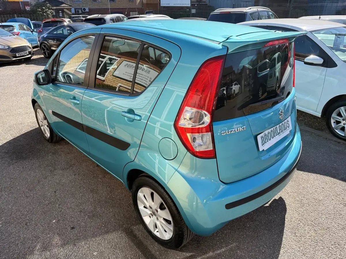 Used Suzuki Splash GLS 83 HP (61 kW) 2009 Lagoon turquoise Hatchback