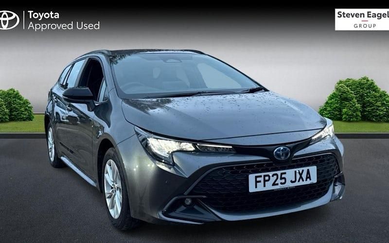 Used 2025 Toyota Corolla Estate | £25,244 (Fair price) - Image 1/3