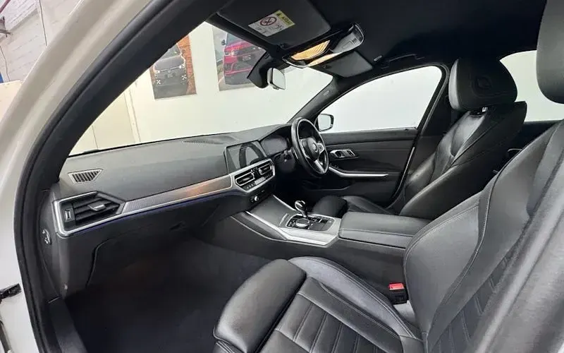 Used BMW 320 M Sport 184 HP (135 kW) 2022 White Sedan