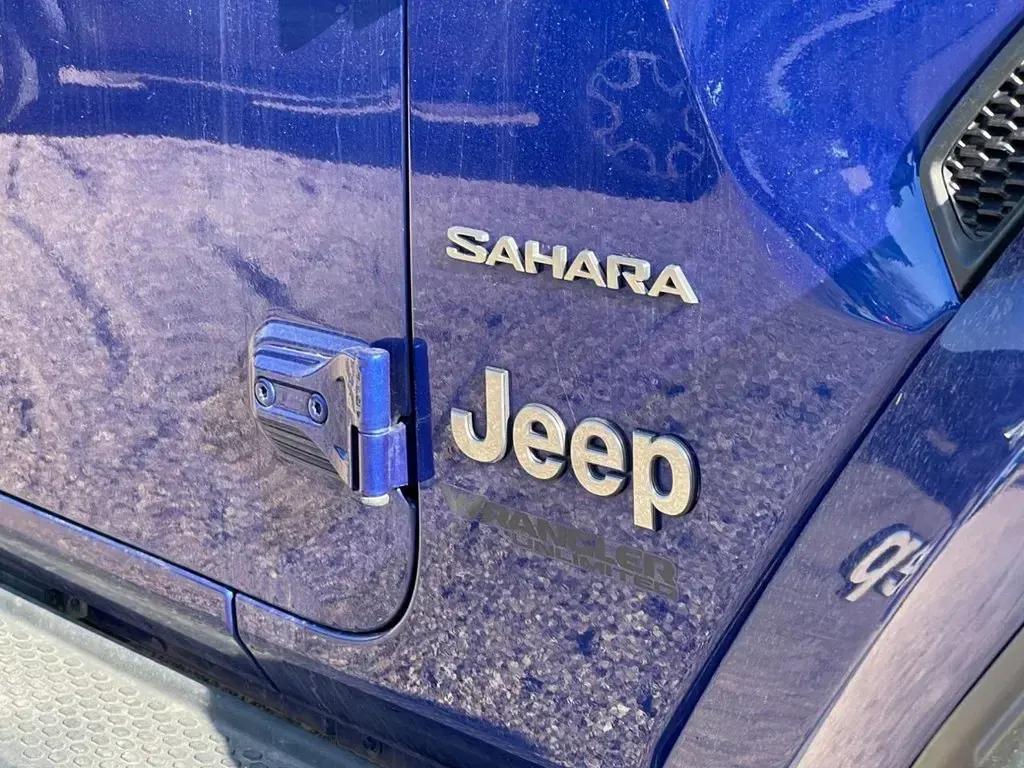 Begagnad Jeep Wrangler Sahara 272 HK (200 kW) 2019 Blå SUV