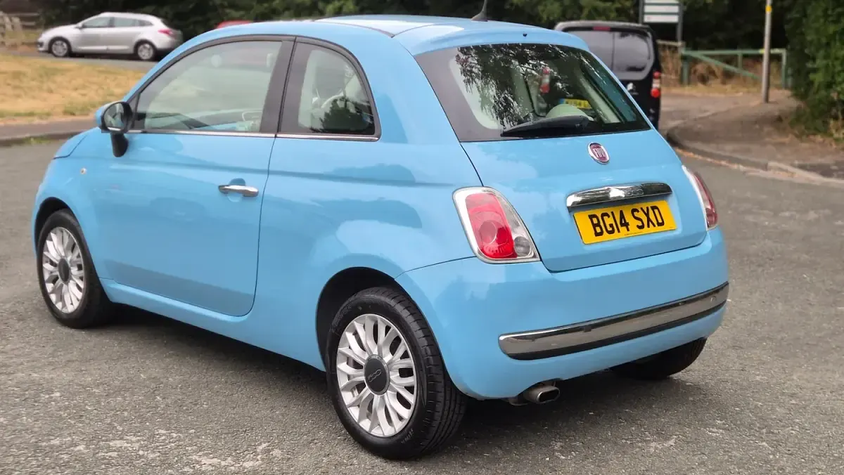 Used Fiat 500 Lounge 2014 Blue Hatchback