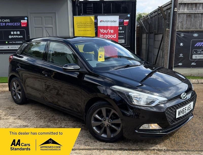 Black Used 2016 Hyundai i20 SE Hatchback | £9,695 (Fair price) - Image 1/3