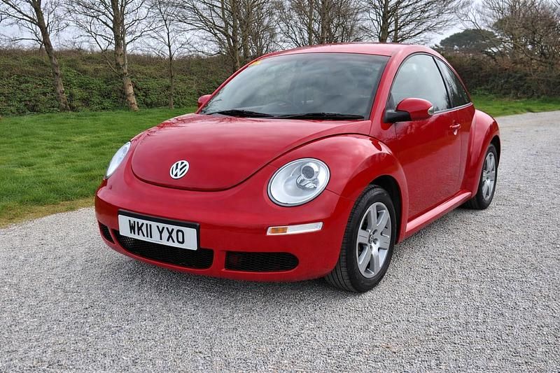 Used VW Beetle 2011 Red Hatchback