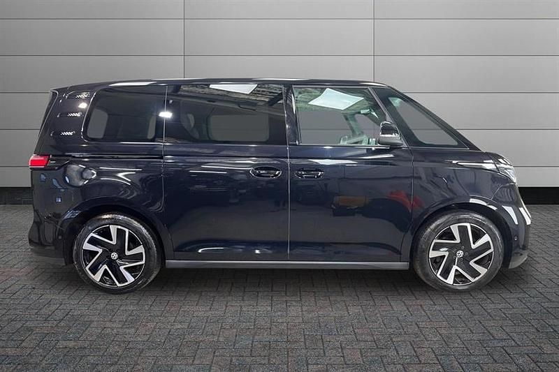 Used VW ID. Buzz Pro 150 kW (204 HP) 2023 Black MPV