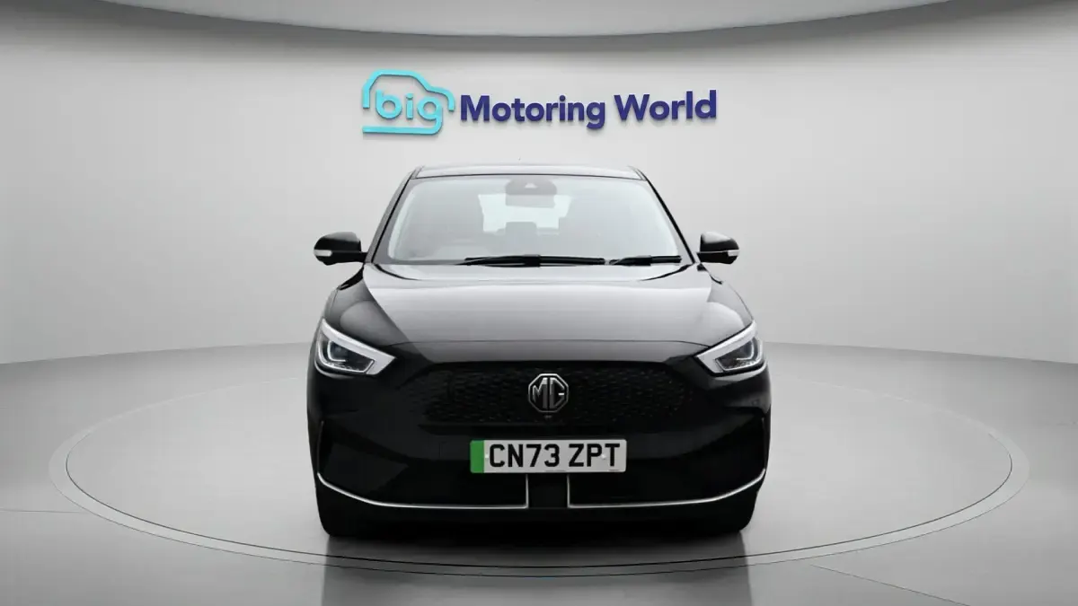 Usado MG ZS SE 114 kW (156 CV) 2023 Negro SUV