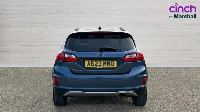 Usado Ford Fiesta Active 100 HP (73 kW) 2023 Azul Citadino