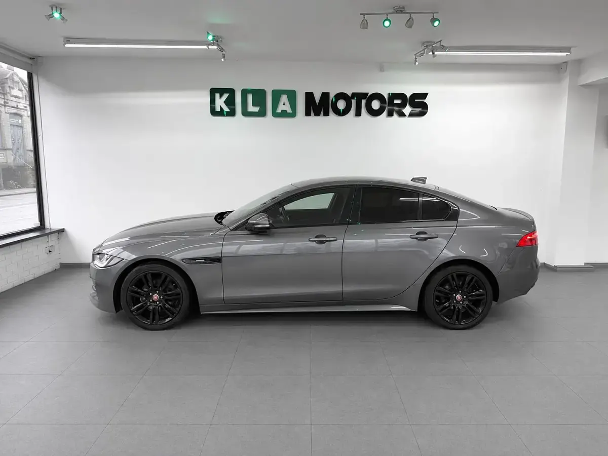 Used Jaguar XE R-Sport 180 HP (132 kW) 2018 Grey Sedan