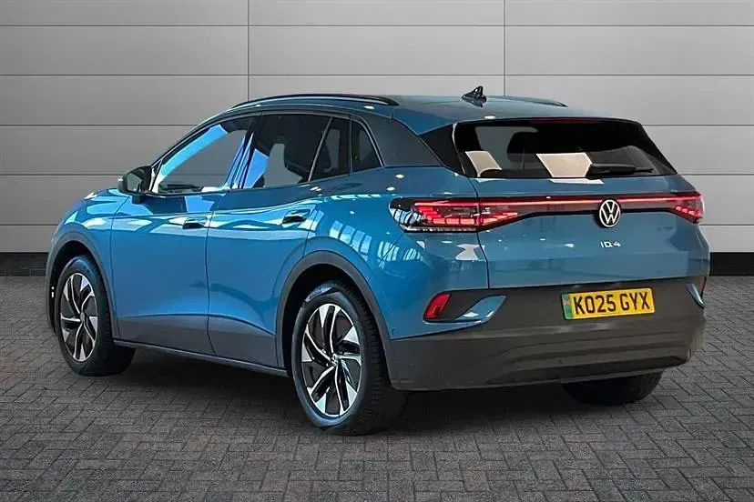 Begagnad VW ID.4 Pro 210 kW (286 HK) 2025 Blå SUV