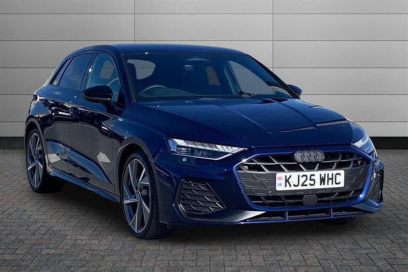 Used Audi A3 Black Edition 150 HP (110 kW) 2025 Blue Hatchback