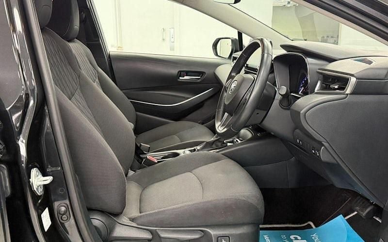 Used Toyota Corolla Design 122 HP (89 kW) 2022 Black Sedan
