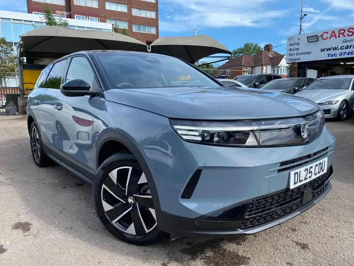 Used Vauxhall Grandland X Ultimate 2025 Grey SUV