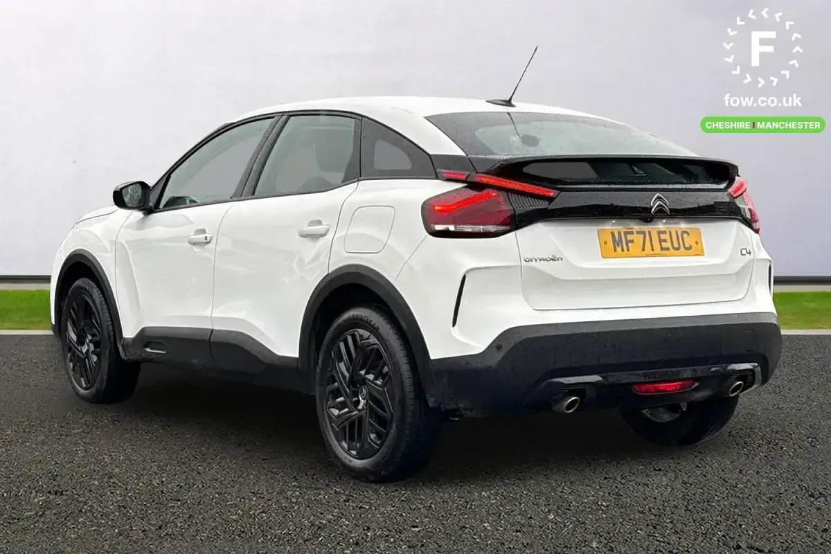 Używany Citroën C4 PureTech 2021 Biały Hatchback