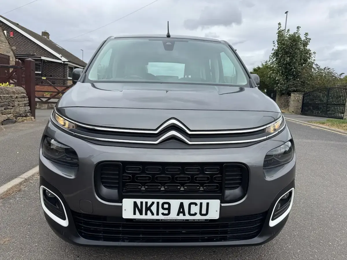 Used Citroën Berlingo Feel 2019 Grey MPV