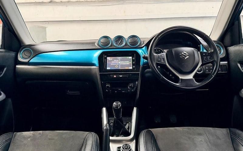 Used Suzuki Vitara SZ5 120 HP (88 kW) 2017 SUV