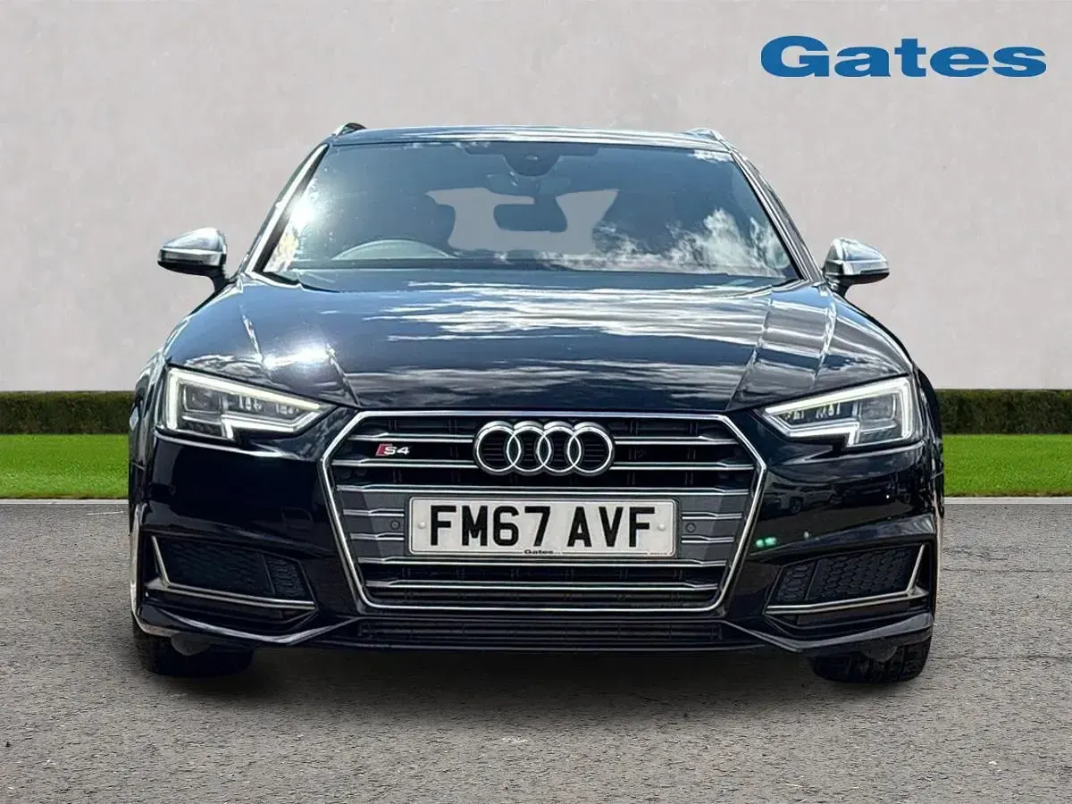 Used Audi A4 Comfort 2018 Black Estate