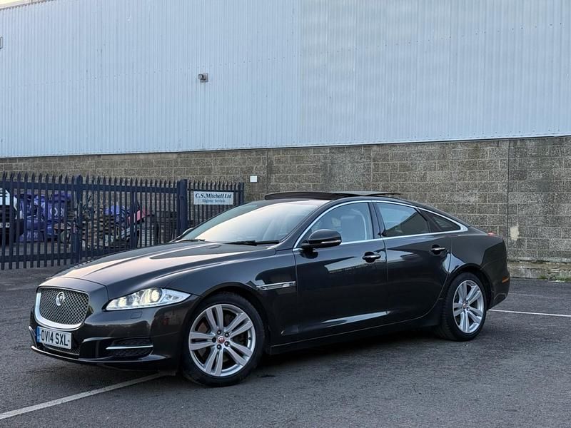 Used Jaguar XJ Premium Luxury 275 HP (202 kW) 2014 Grey Sedan